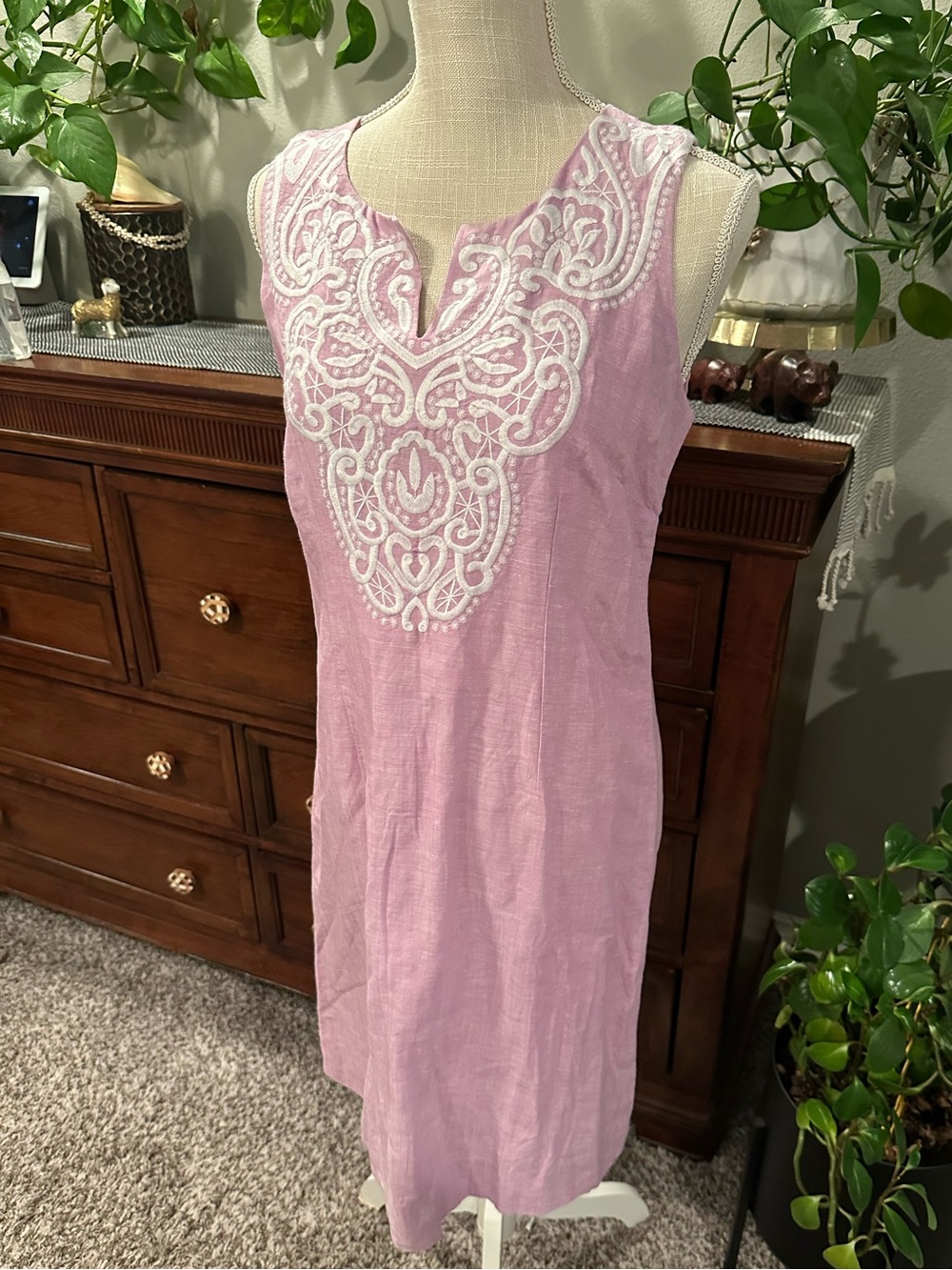 Talbots Light Purplish Pink Sleeveless Embroidered Shift Dress